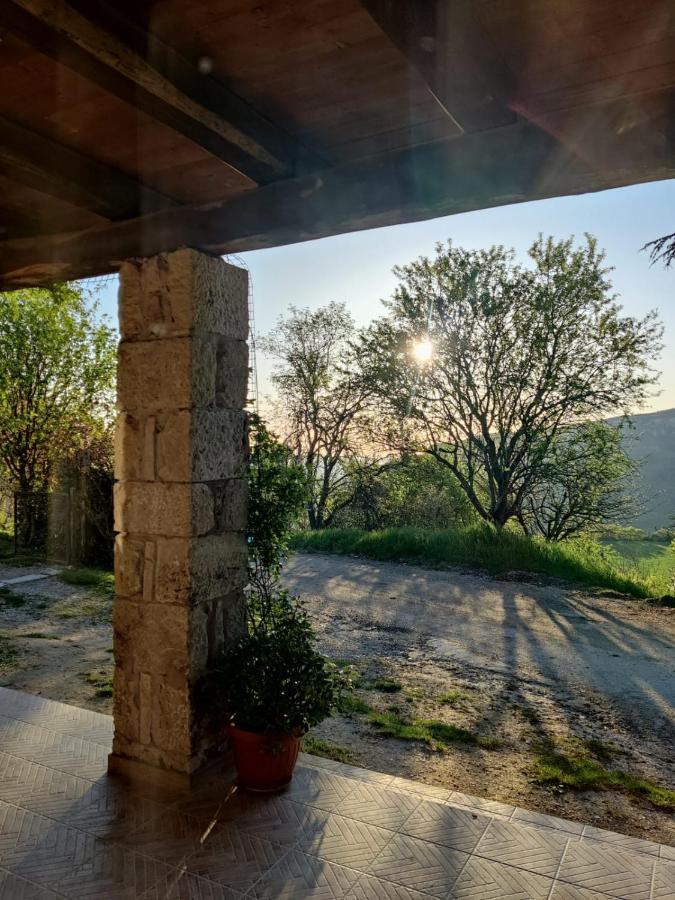 B&B Casale Giovannozzi 아스콜리피체노 외부 사진